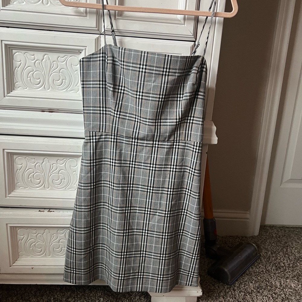 Aritzia Wilfred Plaid Dress Size Small Never Worn Originally $98